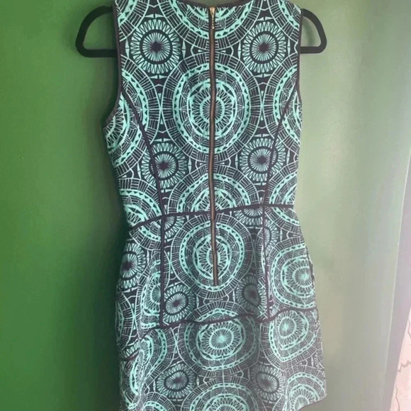 Taylor Black and Blue Geometric Mini Dress - Picture 3 of 4